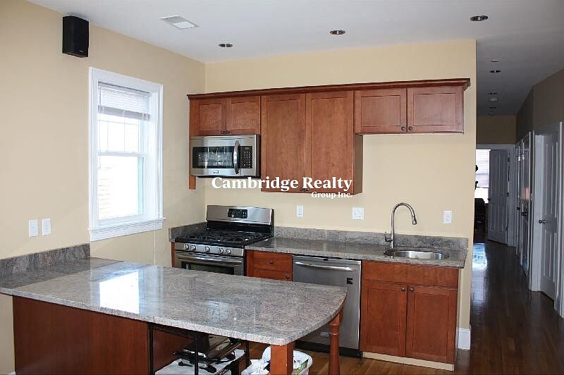 1st image of 148 Hillside St #1T