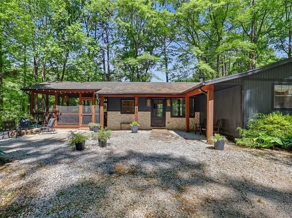 159 Manor Oak Trl, Toccoa, GA 30577