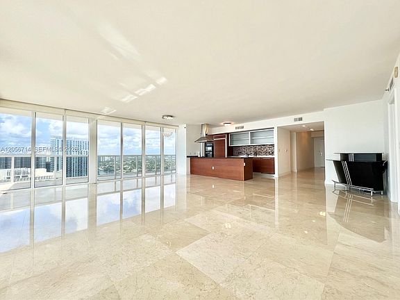 4th image of 1850 S Ocean Dr APT 2204
