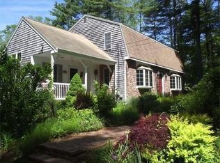 9 Long Plain Rd, Mattapoisett, MA 02739