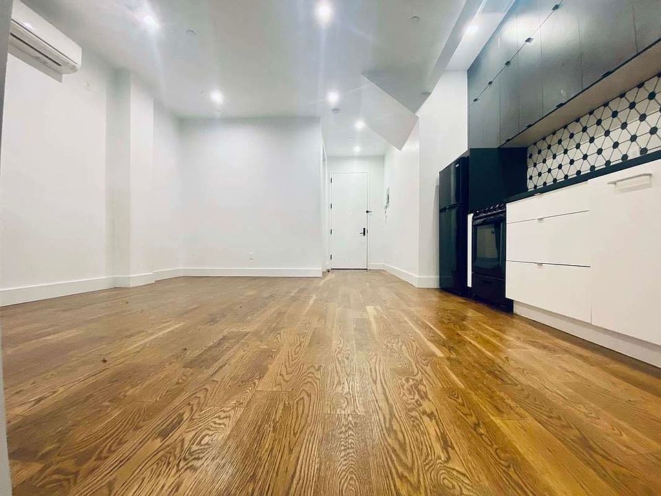 1st image of 877 Park Ave #A1