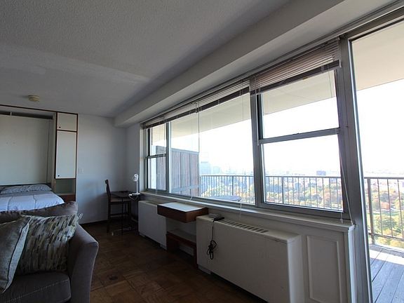 3rd image of 151 Tremont St APT 25K