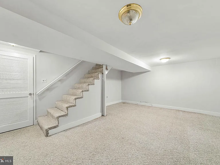 132 E Green Valley Cir — Photo 22