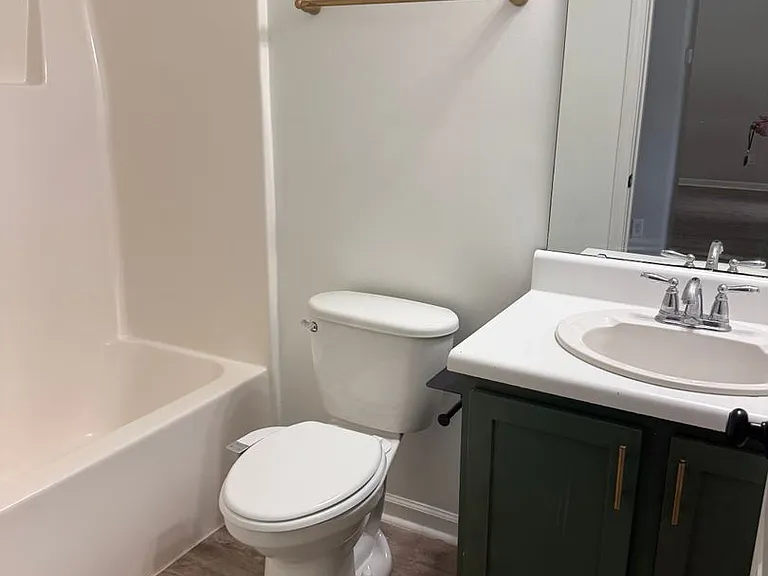 303 Tuscan Ct — Photo 8