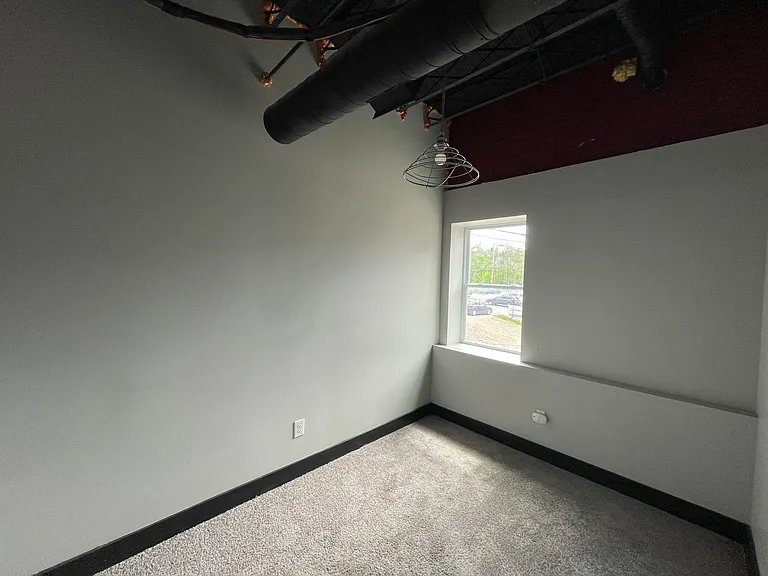 222 High St #107 — Photo 3