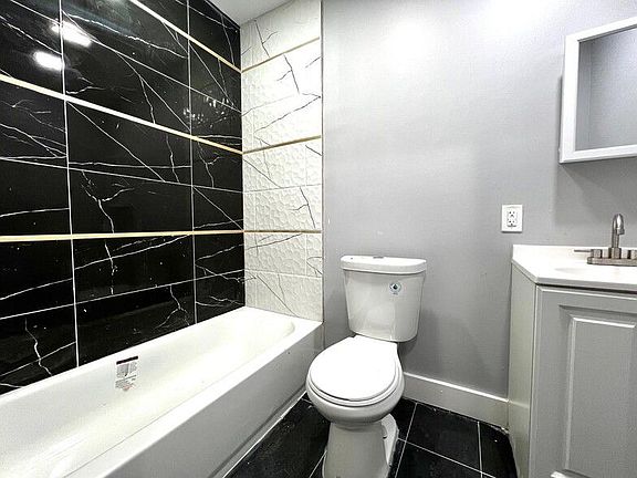 3rd image of 12 Liberty St #B