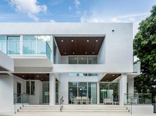 200 Buttonwood Dr, Key Biscayne, FL 33149