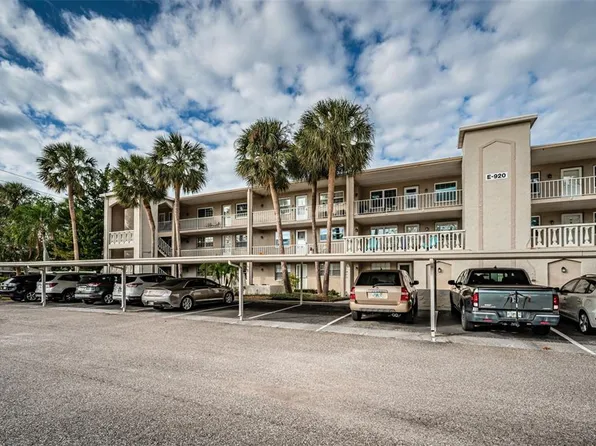920 Virginia St APT 302, Dunedin, FL 34698