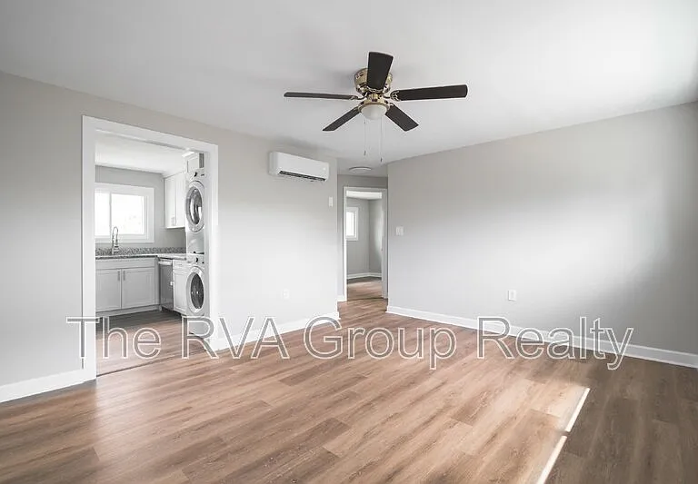 1915 Miller Ave #2 — Photo 9
