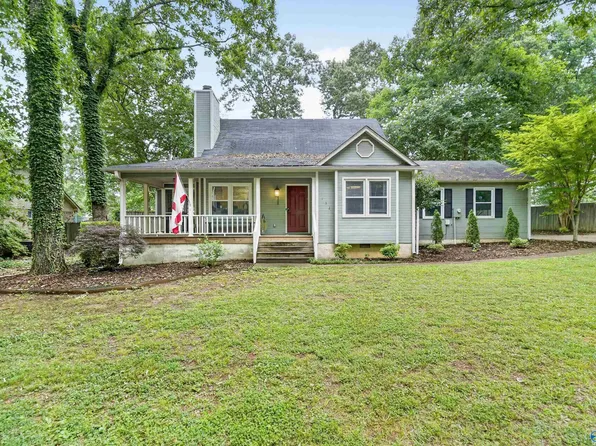 132 Oakcrest Rd, Huntsville, AL 35811