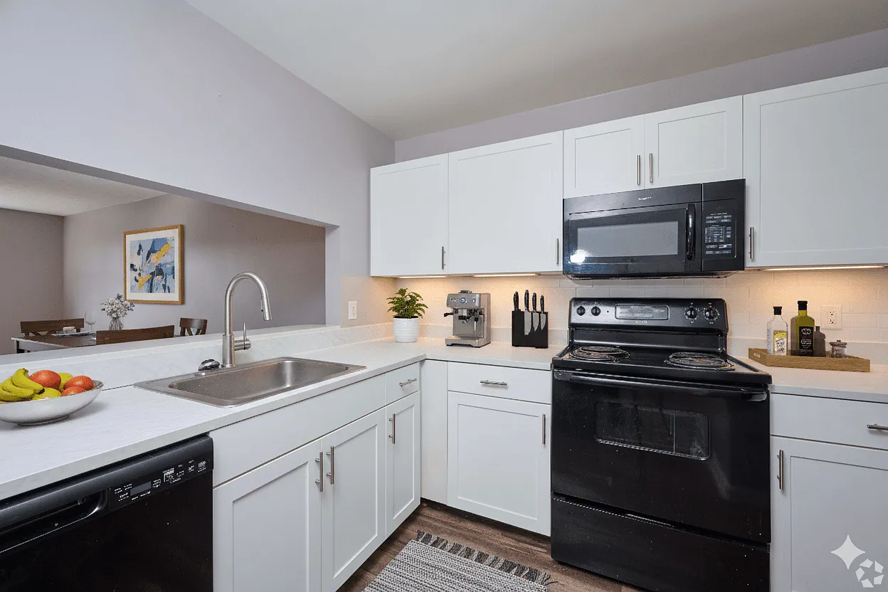 CenterPointe Apartments & Townhomes — Photo 3