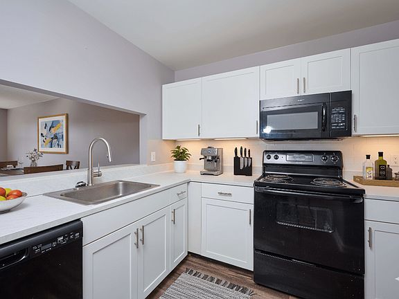 3rd image of 5570 Centerpointe Blvd #5564-2