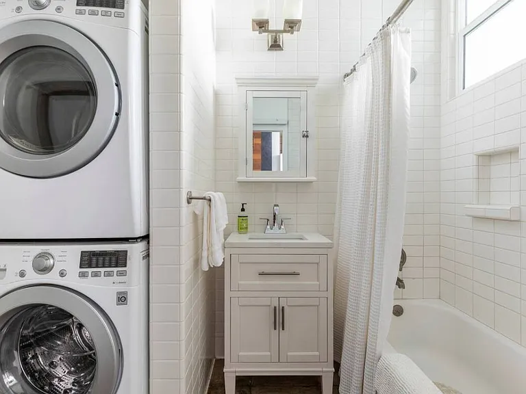 533 Vernon Ave #D — Photo 8
