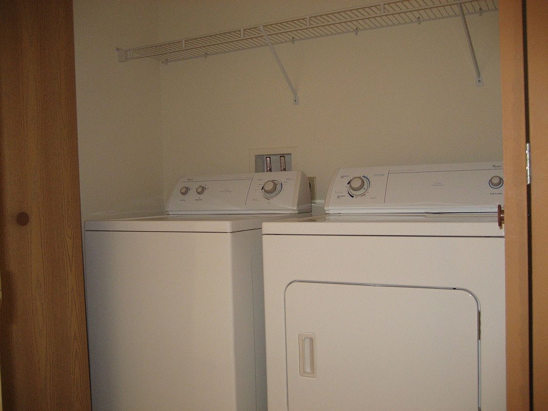 820 20th St APT 4, Prairie Du Sac, WI 53578 Zillow