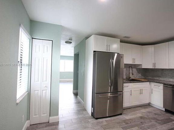4th image of 1141 Goldenrod Rd #1141