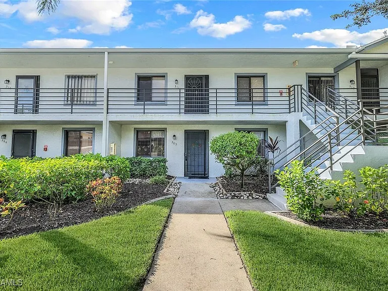 12500 Cold Stream Dr #305 — Photo 4