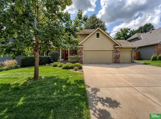 14475 Sherwood Ave, Omaha, NE 68116