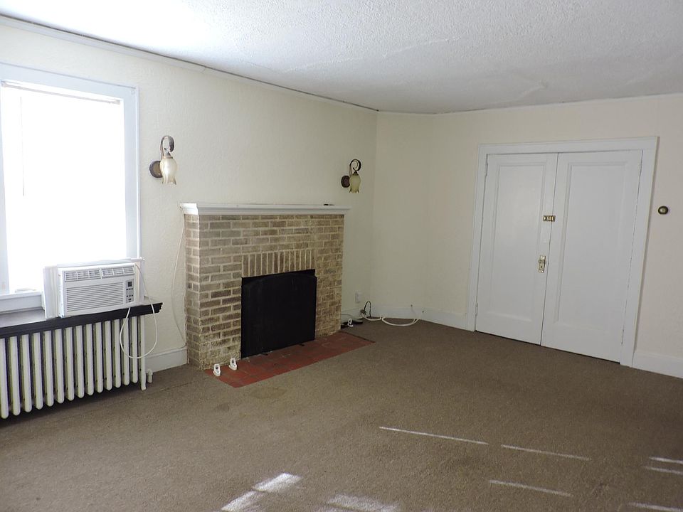 1st image of 22 Beech St #2134