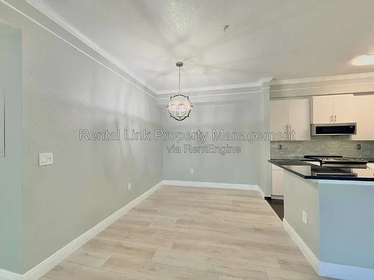 11530 Villa Grand #1115 — Photo 21
