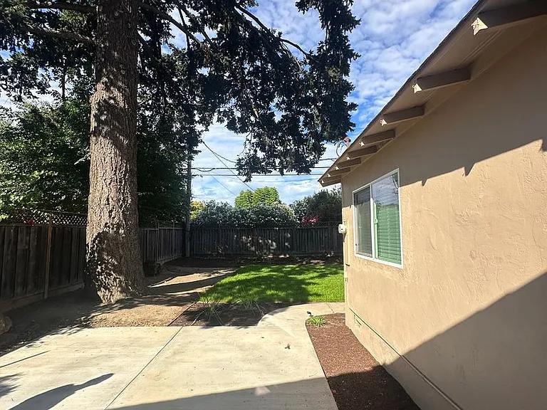 4309 Ross Ave — Photo 74