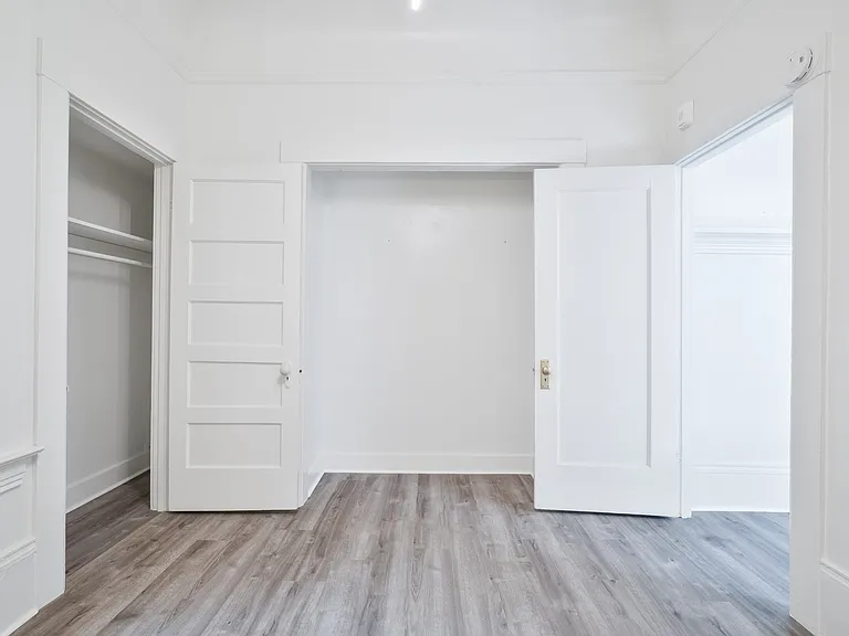 643 Oak St — Photo 4