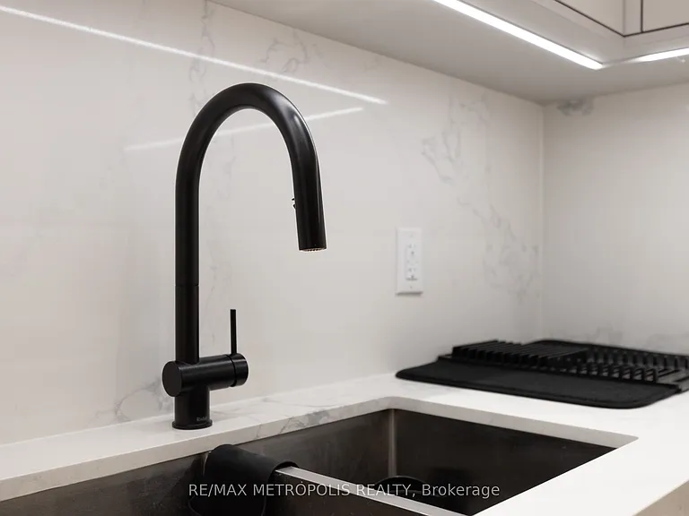 394 Euclid Ave #102 — Photo 22