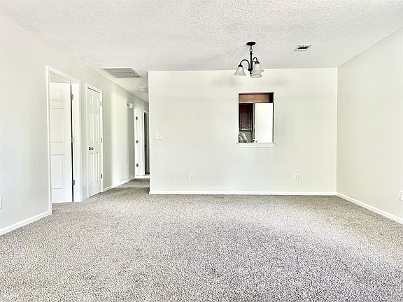 3rd image of 1011 Waters Ct SE