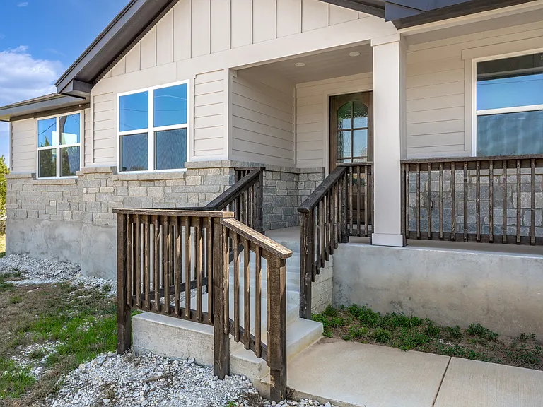 1350 Birch Ln — Photo 4
