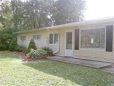 2nd image of 1734 Eastwood Dr