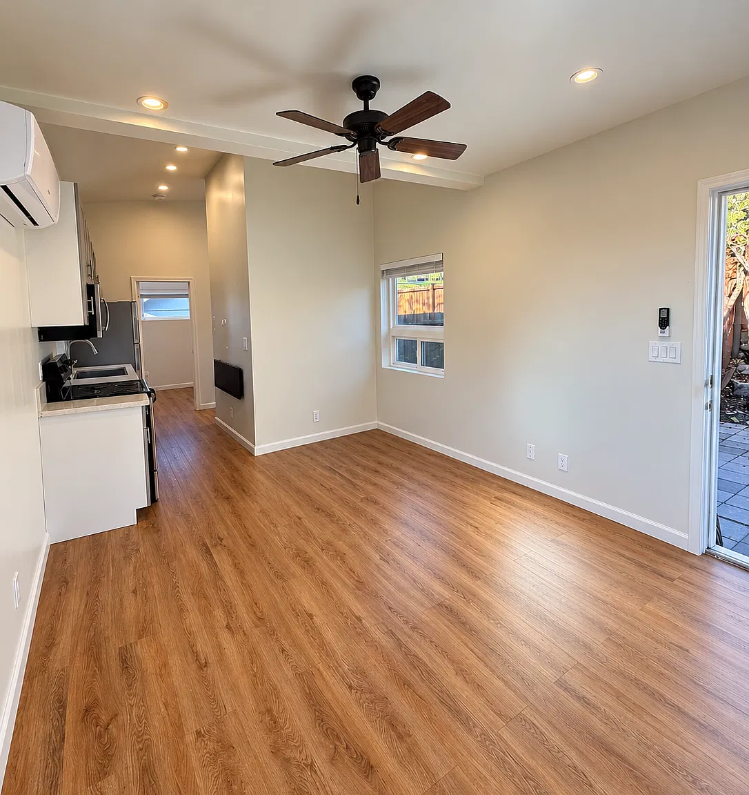 1 bed, 500 sqft, $2,395 — Photo 4