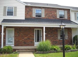 1114 Appletree Ln #N86, Erie, PA