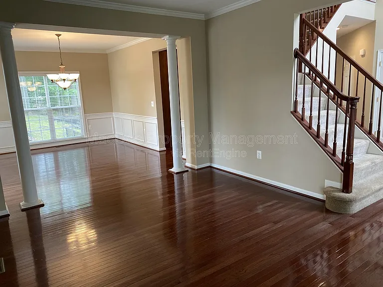 121 Riggs Rd — Photo 5