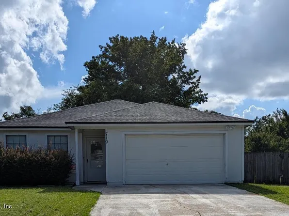 719 ANNE BONNEY Drive, Green Cove Springs, FL 32043
