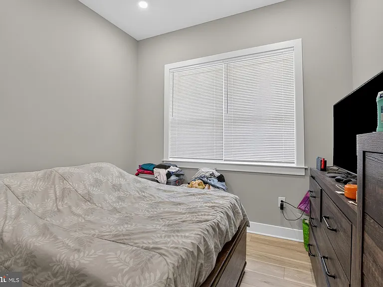 2621 W Jefferson St #1C — Photo 8