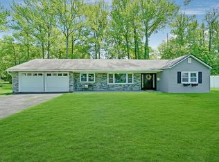 6 Tanglewood Rd, Middletown, NJ 07748