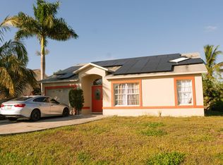 5339 Dixie Dr, Naples, FL 34113