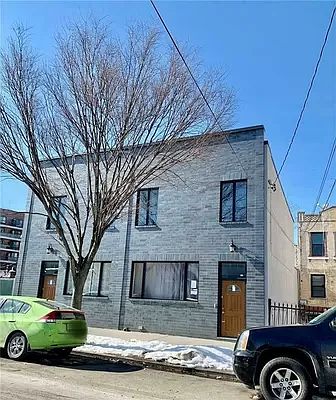 1st image of 154 Bay 50 St #1