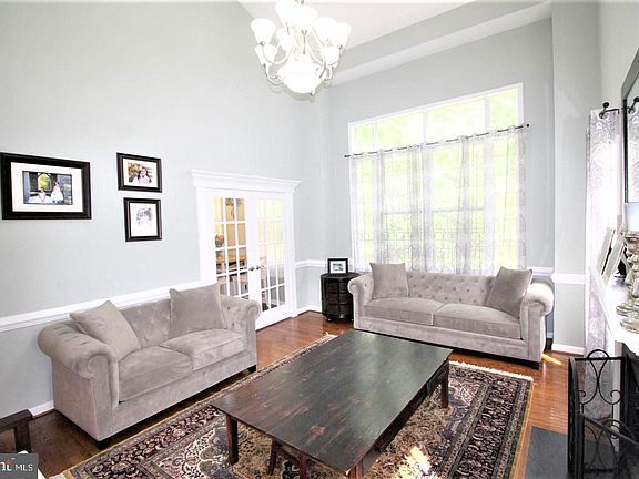 3rd image of 2271 Kings Garden Way