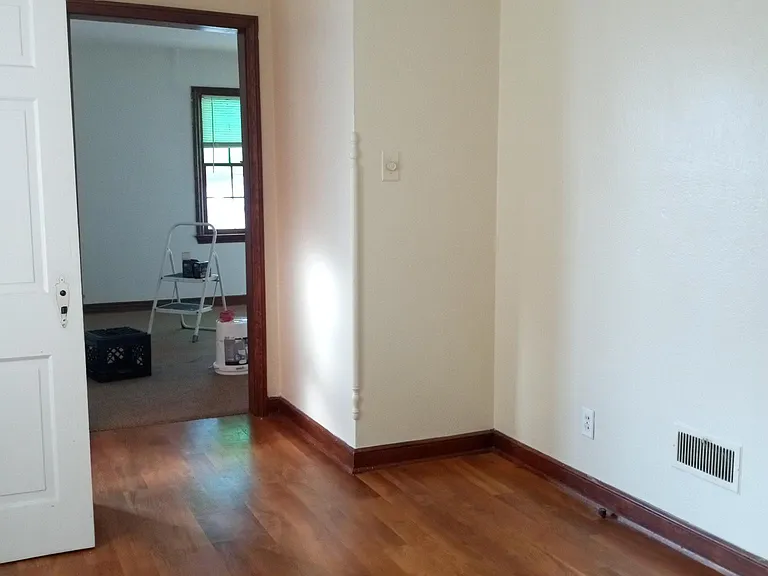 1060 Euclid Pl #1 — Photo 3