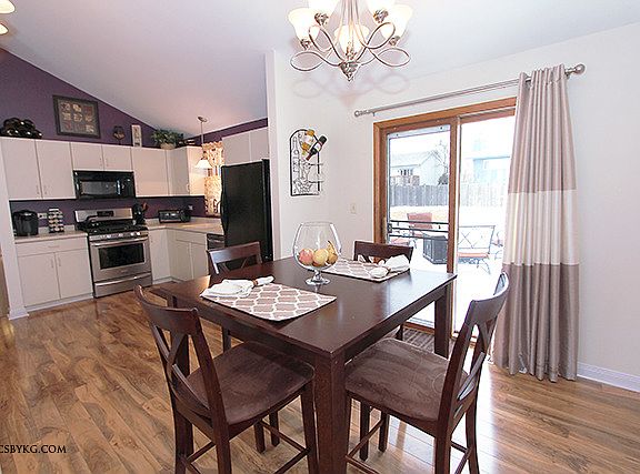 5th image of 572 Garys Dr