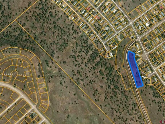 3rd image of 478 Bonanza Ave