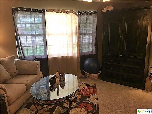 5th image of 319 Gateway Cir