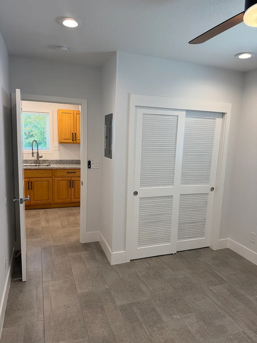 Building Photo - 765 Tobin Dr #2