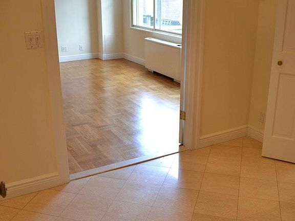 3rd image of 60 W 57th St APT 10F