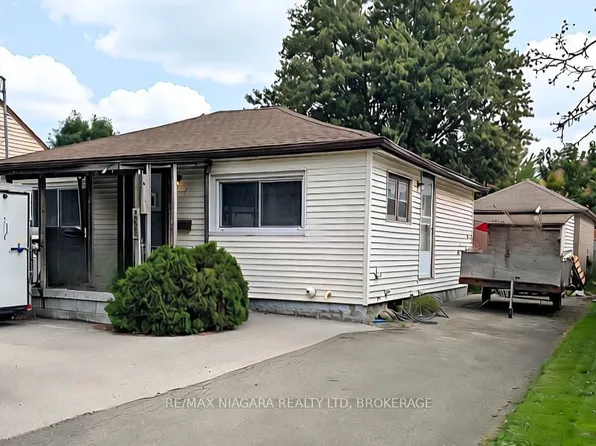 268 McAlpine Ave S, Welland, ON L3B 1T9