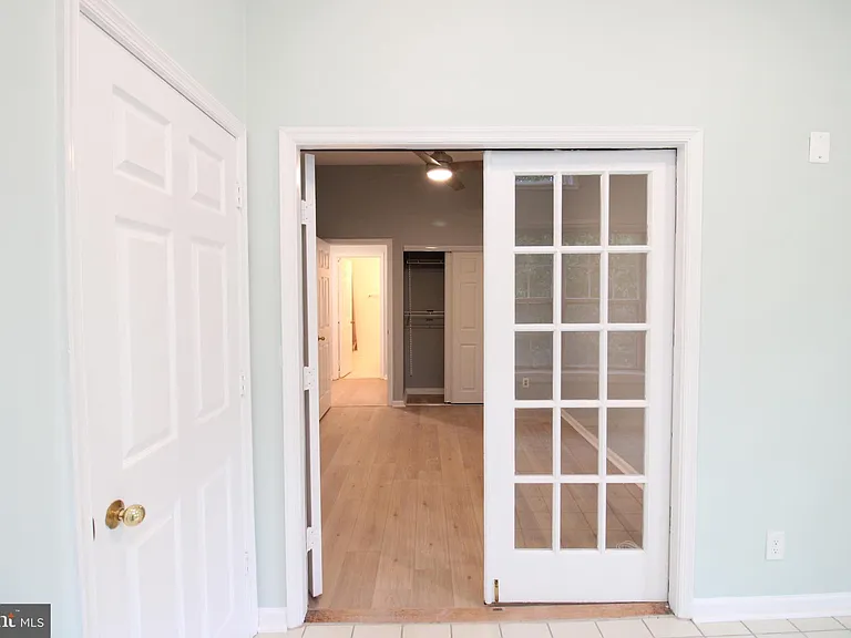7509 Ashby Ln #N — Photo 19