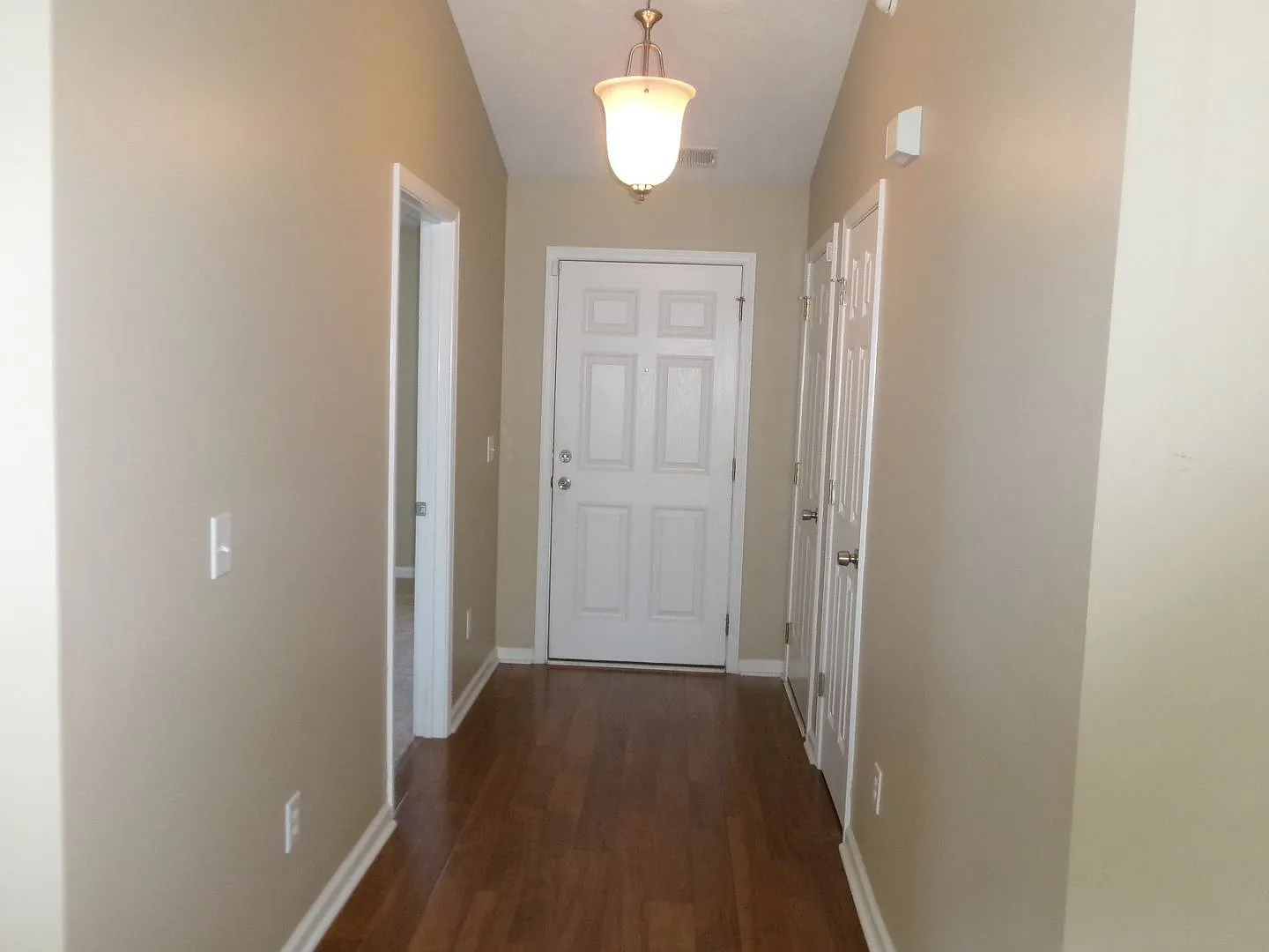 3 bedroom home in Walker Woods — Photo 3