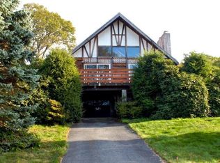2101 Mahantongo St, Pottsville, PA 17901