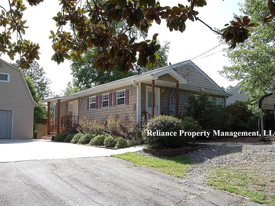 5021 Fairmont Rd SE