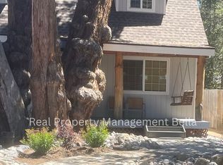 1050 Mohawk St, South Lake Tahoe, CA 96150